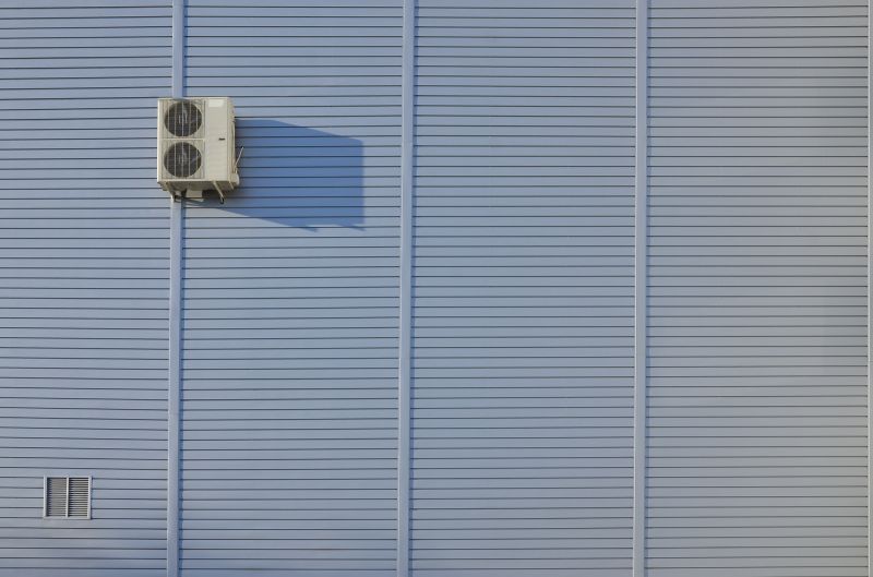 Metal Siding Contractors detail