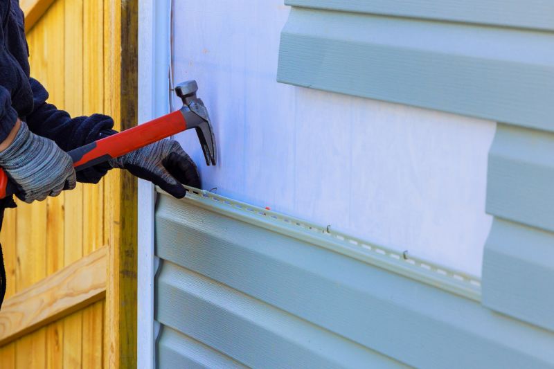 When to Hire for Siding Service
